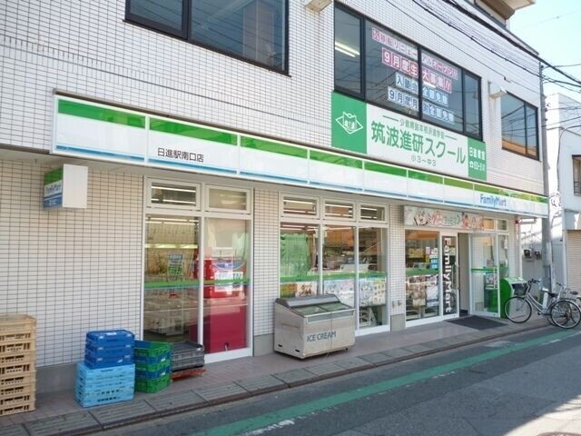 【Ｂ・キャッスル日進のコンビニ】