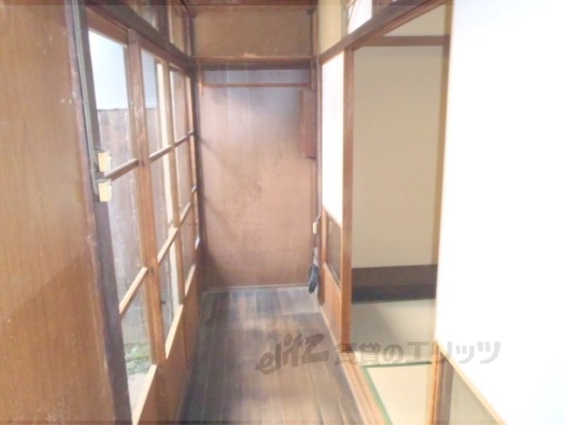 その他部屋・スペース　廊下