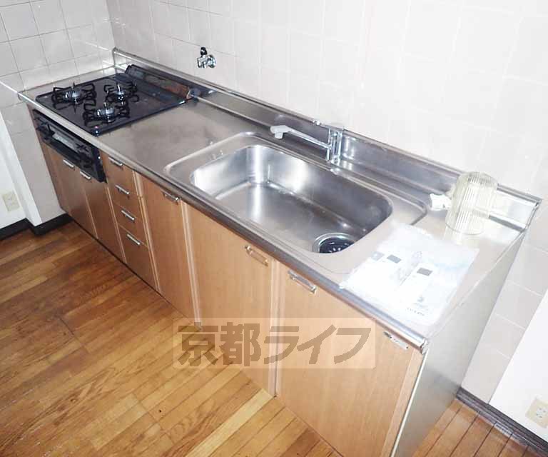 キッチン　スペースに余裕有り