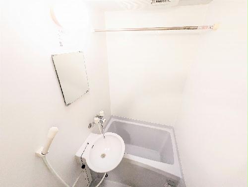 バス・シャワールーム　設備・仕様は号室により異なる為、現況を優先致します。