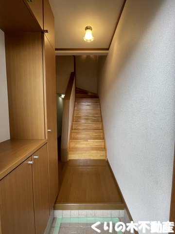 玄関　明るい玄関です