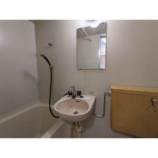 洗面設備　参考写真