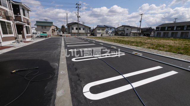 【ロブレ・グランデ・ウノの駐車場】