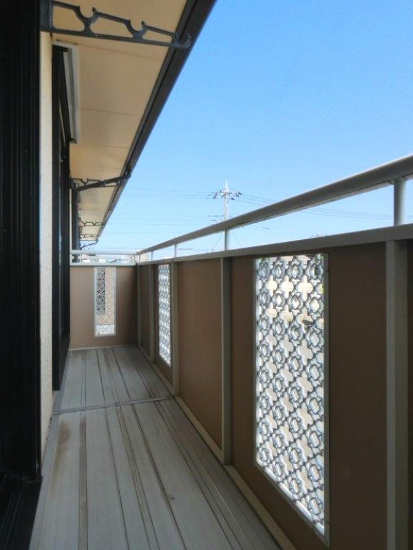 バルコニー　図面と現状に相違がある場合には現状を優先