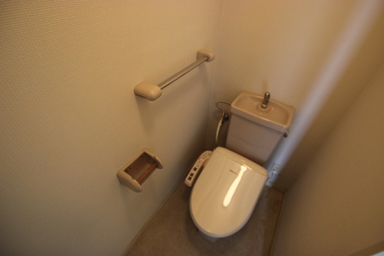 トイレ　※別部屋の写真です