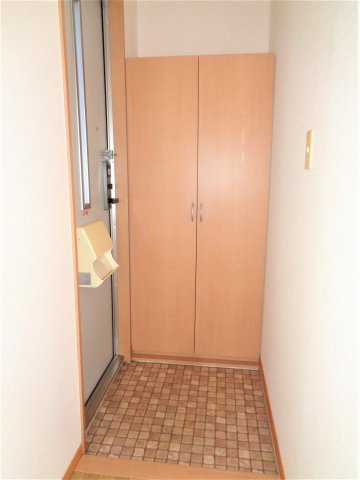 玄関　シューズボックス