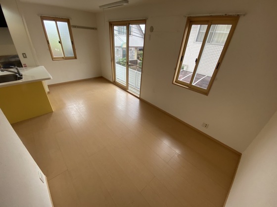 居室・リビング　※別部屋の写真です