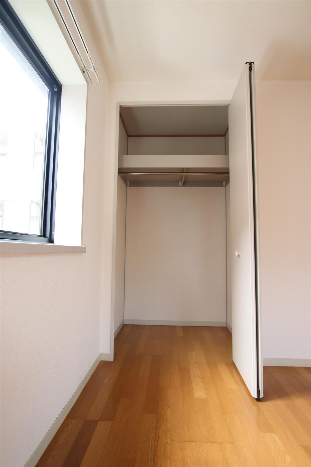 収納　広めクローゼットなので収納豊富です★