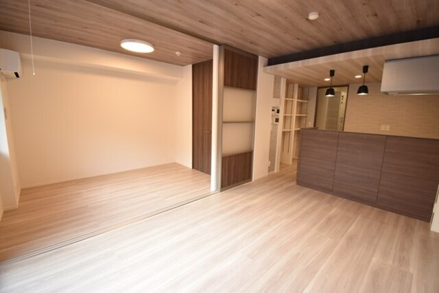 その他部屋・スペース　ＬＤＫ１１．１帖～洋室４．４帖