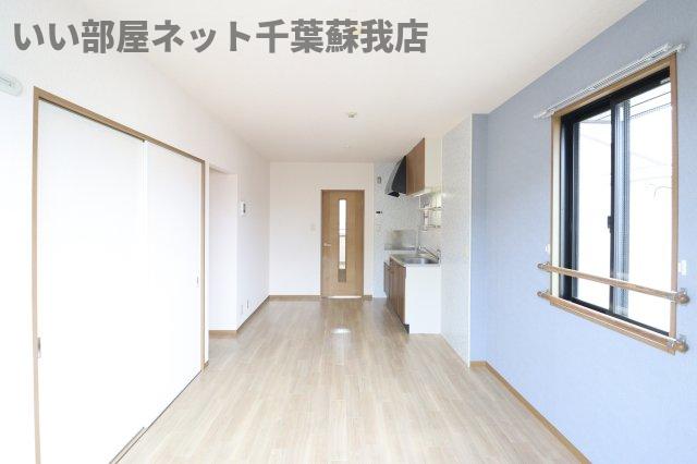 居室・リビング　居間です