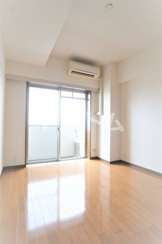 居室・リビング　※写真は別のお部屋です。詳細はお問い合わせください。