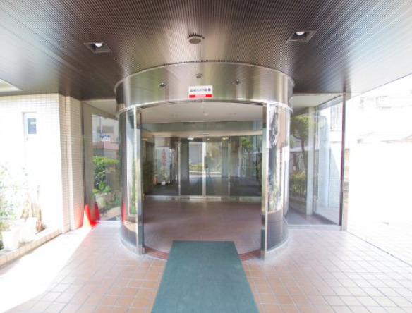 地下鉄谷町線 中崎町駅 徒歩6分 10階建 築39年の外観写真