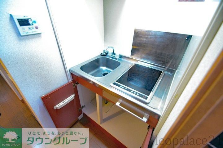 キッチン　設備・仕様は号室により異なる為、現況を優先致します。