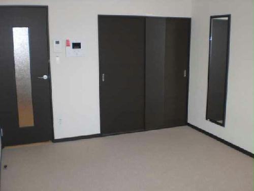 居室・リビング　１階と２階で床の仕様が異なります。