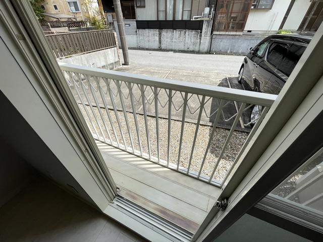 バルコニー