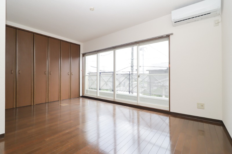 居室・リビング　図面と現状に相違がある場合には現状を優先