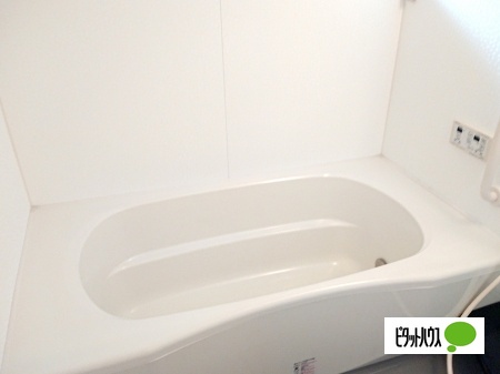 バス・シャワールーム　別室写真になります