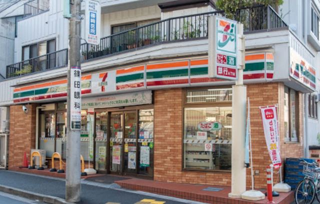 コンビニ　セブンイレブン小岩駅西口店（コンビニ）まで255m