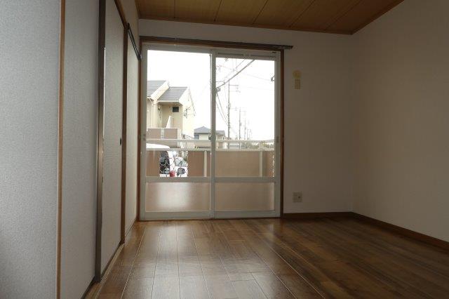 居室・リビング　洋室