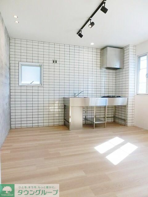 居室・リビング　現地待ち合わせ歓迎♪お問合せはタウンハウジングまで！