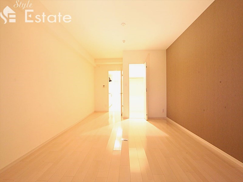 居室・リビング　洋室11.4帖　ウォークインクローゼット付