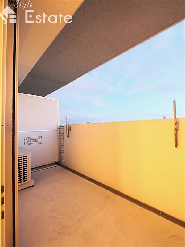 バルコニー　バルコニー