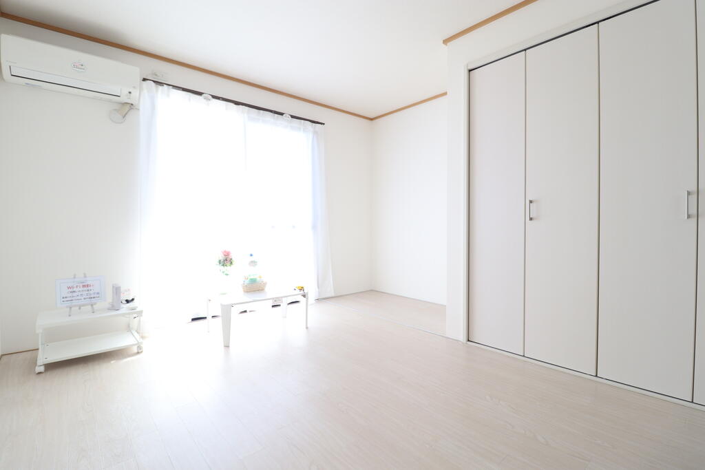 居室・リビング　洋室です☆