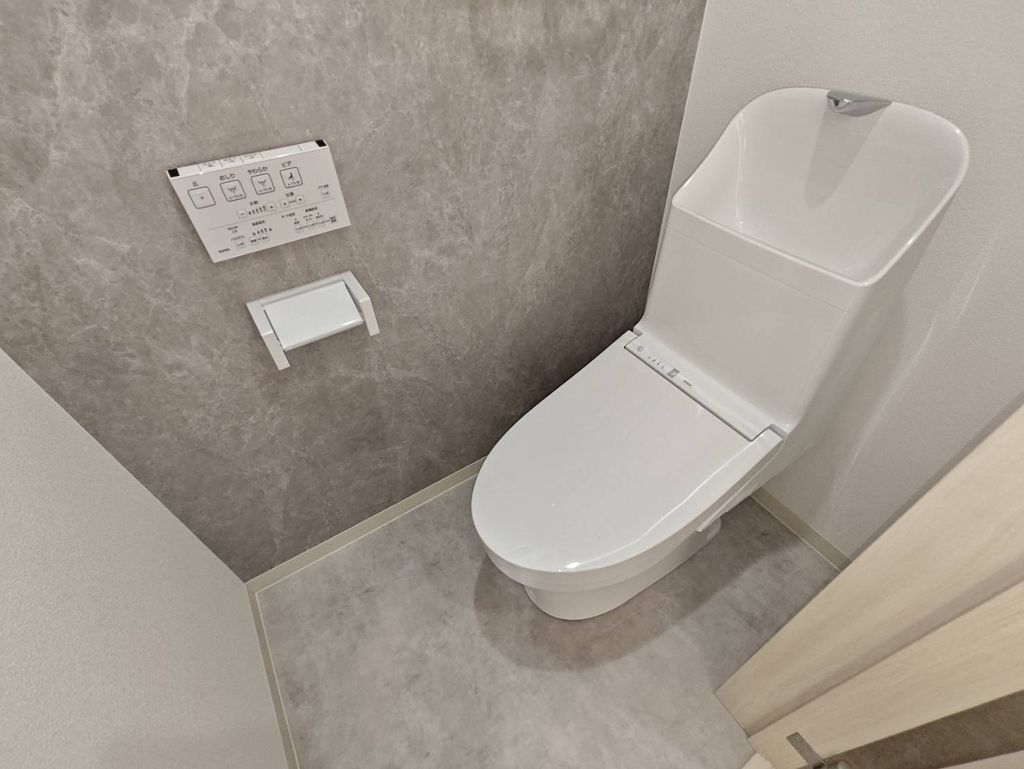 トイレ　トイレ