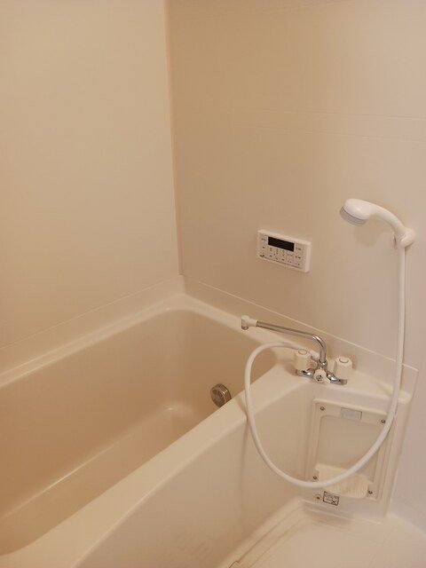 バス・シャワールーム　浴室乾燥機付きバス