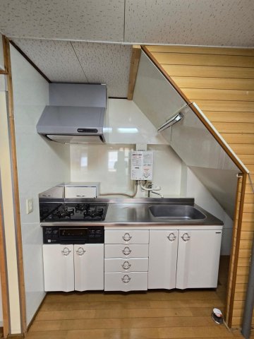 キッチン　使い勝手の良いシステムキッチン