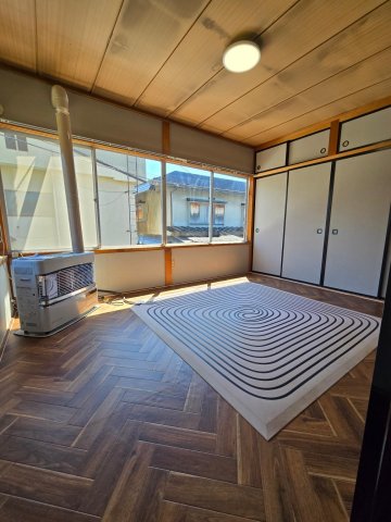 その他設備　日当たりの良い南向き2階洋室