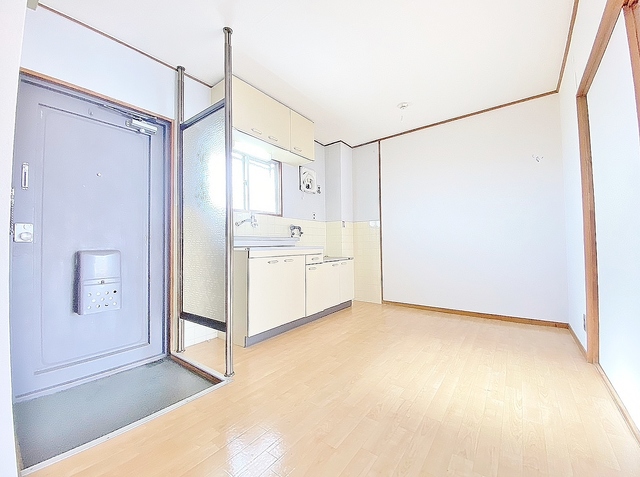 居室・リビング　ゆとりのある広さのダイニングスペース