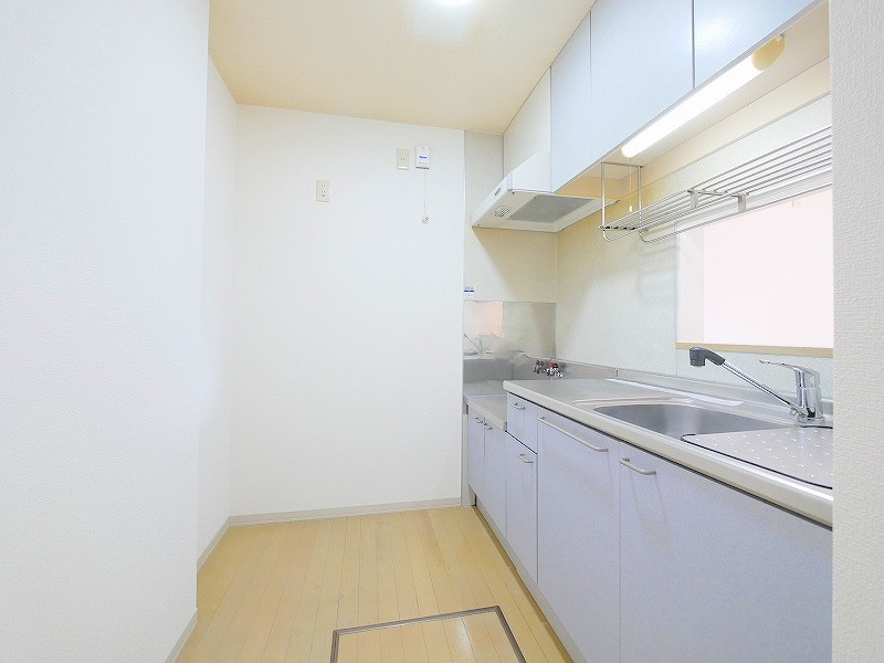 キッチン　※別号室参考写真