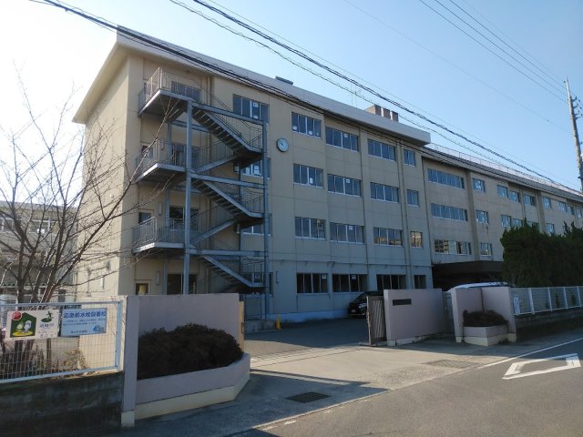 小学校　岡山市立横井小学校（小学校）まで535m