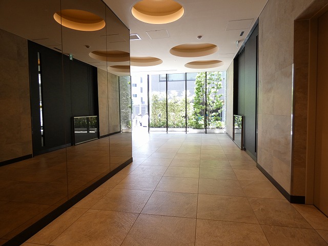 ロビー　ロビー