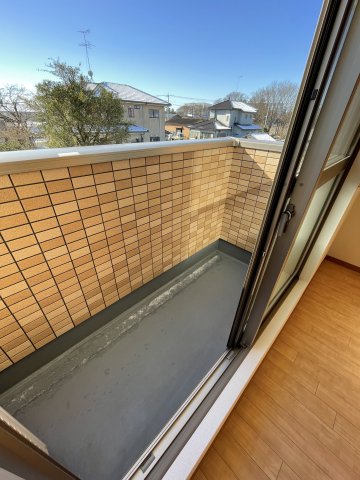 バルコニー　※同型タイプ別棟の写真です。