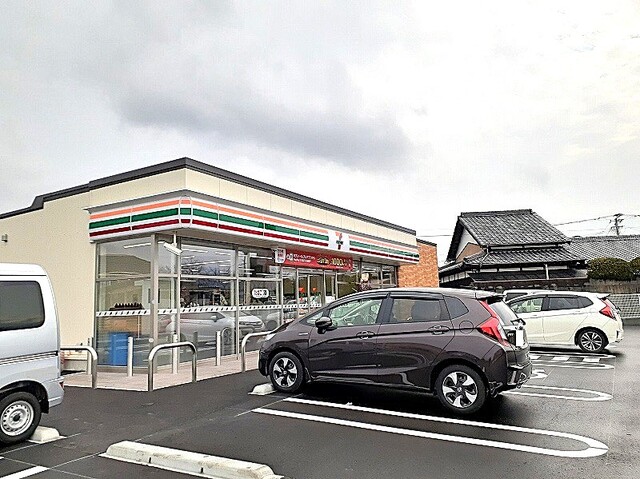 その他　セブン-イレブン唐津インター店（その他）まで550m