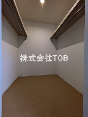 収納　ウォークインクローゼット