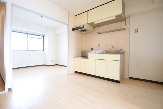 居室・リビング　別部屋の写真です。※現状優先