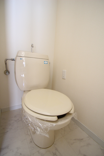 トイレ　別室の参考写真です。※現況優先