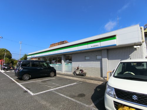 コンビニ　ファミリーマート　泉大津東湊町店（コンビニ）まで128m