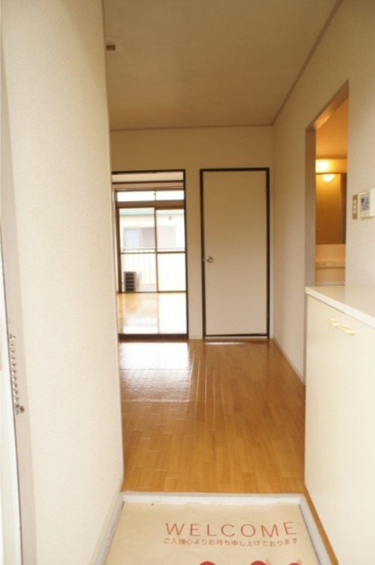 玄関　図面と現状に相違がある場合には現状を優先