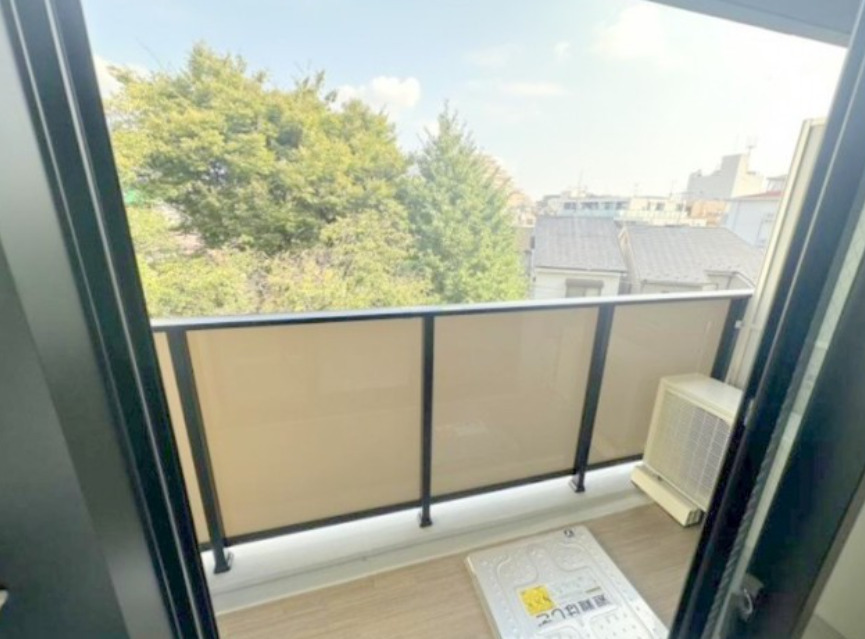 バルコニー　別室参考画像です。