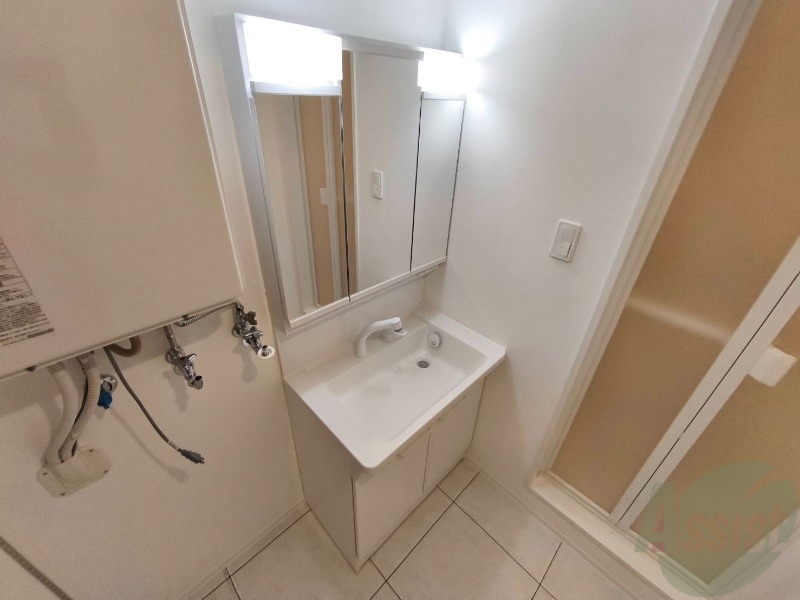 洗面設備　シャンプードレッサーで身支度もラクラクです！