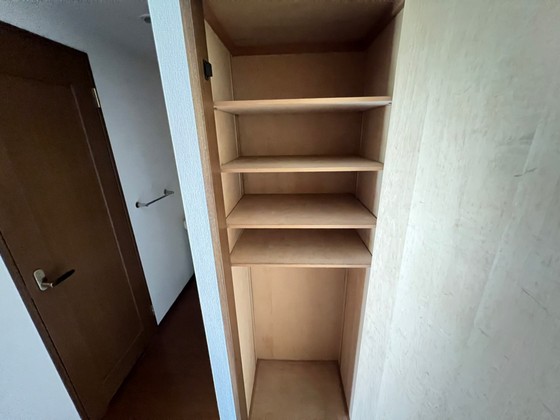 収納　※別部屋の写真です
