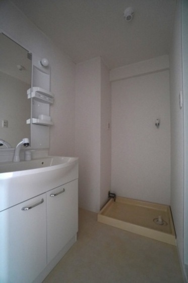 洗面設備　※別部屋の写真です