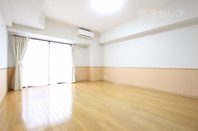 居室・リビング　約１１帖の広いお部屋です