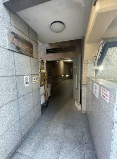 エントランス　エントランス