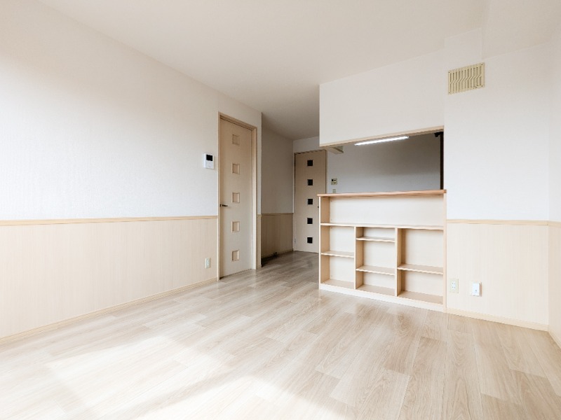 居室・リビング　図面と現状に相違がある場合には現状を優先