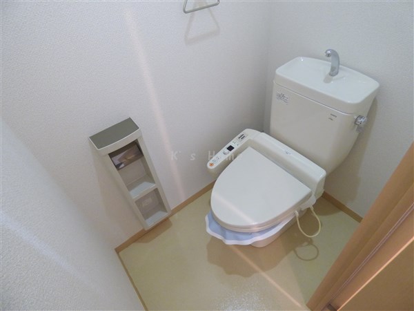 トイレ　ウォシュレット付きトイレ